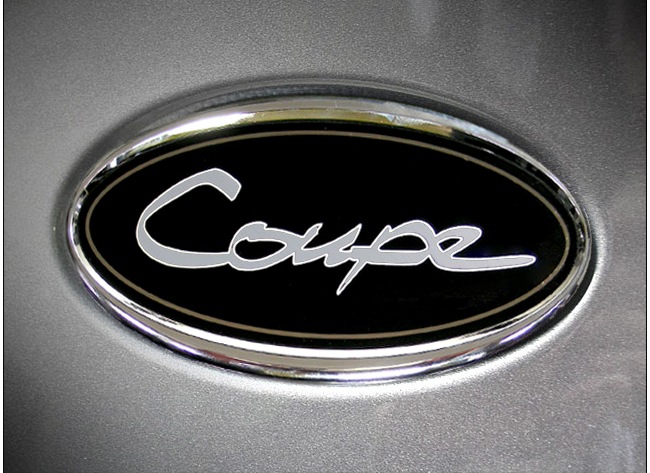 Coupe Black Emblem