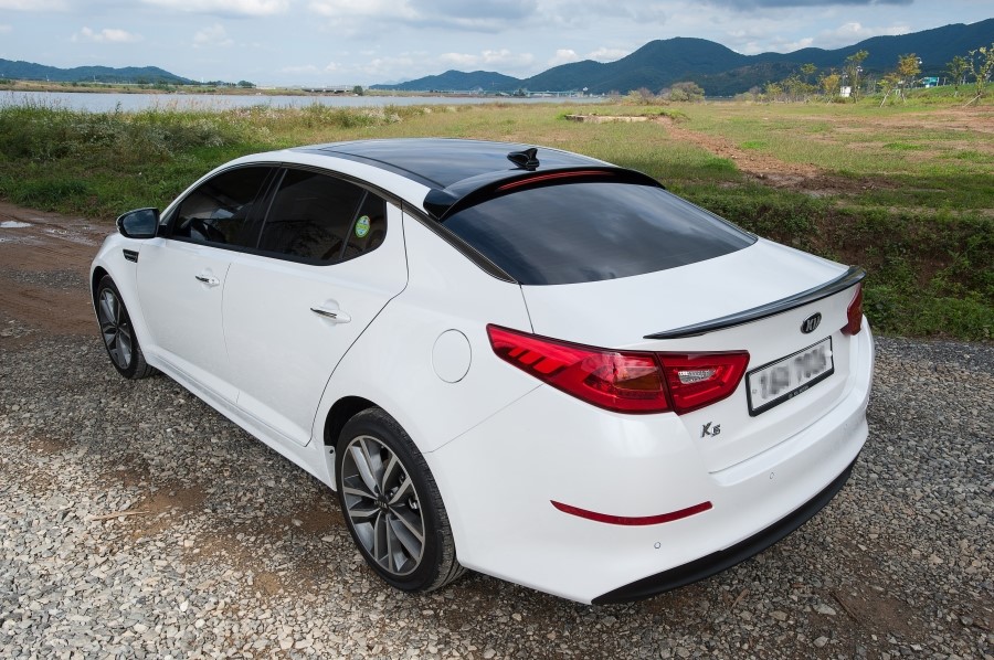 Kia Optima 2011 Р±РµР»С‹Р№